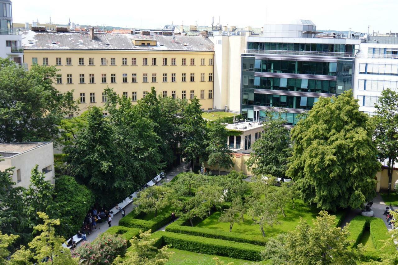 Adria 4* Praha